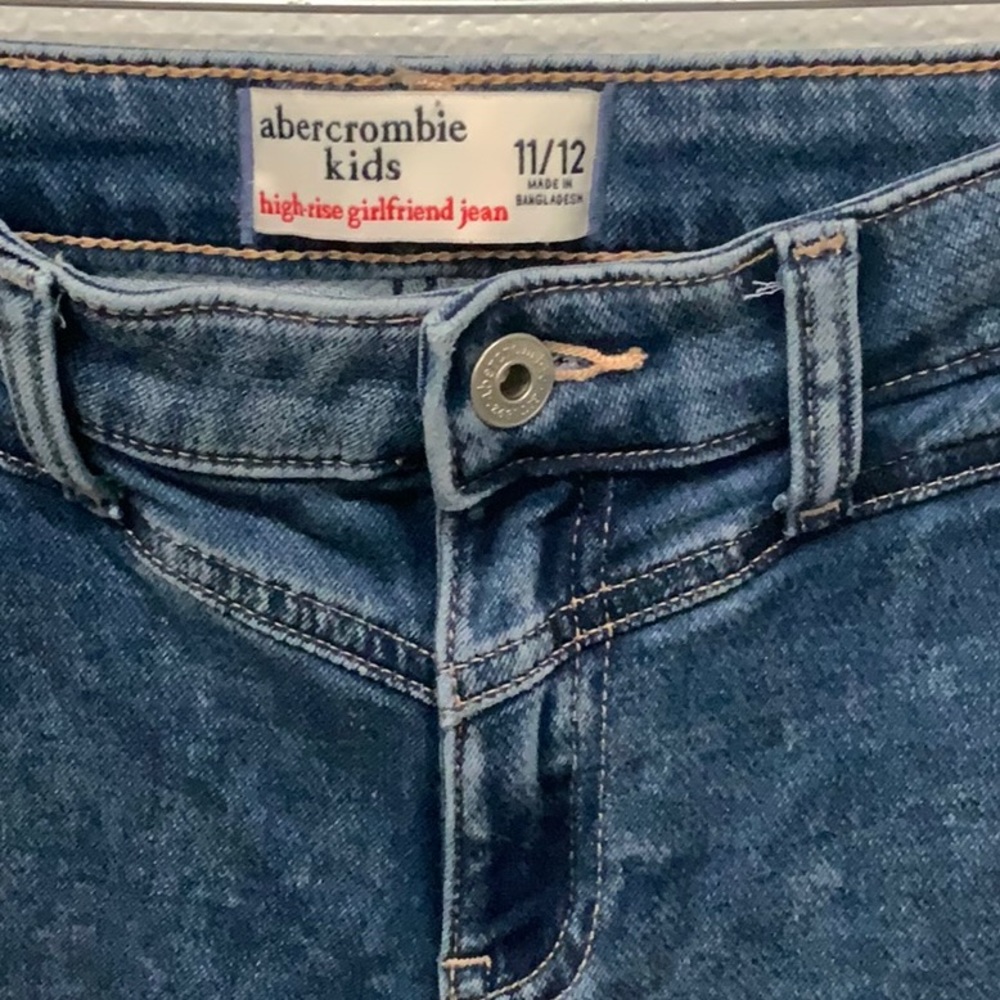 Abercrombie kids size 11/12 jegging.